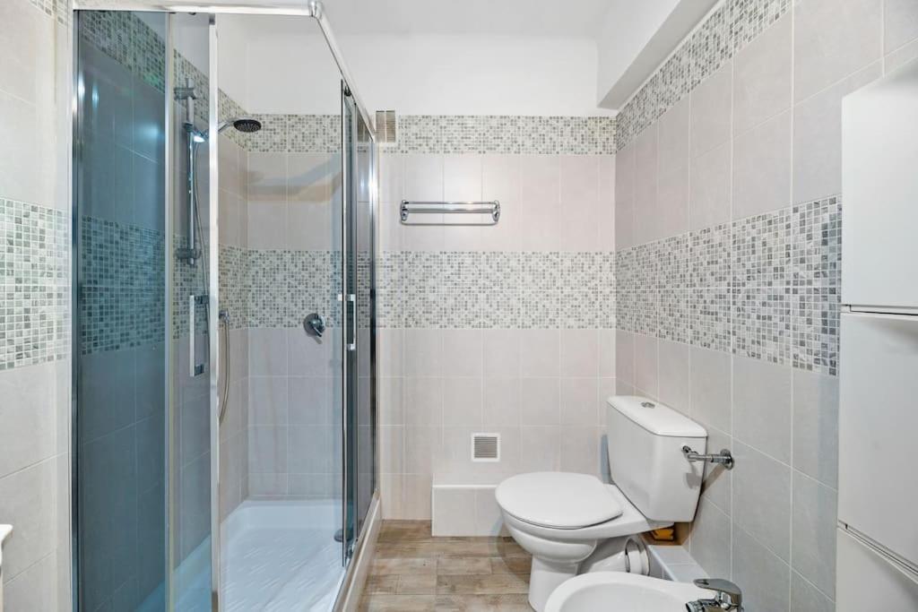 Le Landelle - Centre- Climatisation -Proche Gare Sncf Apartment Menton Exterior foto